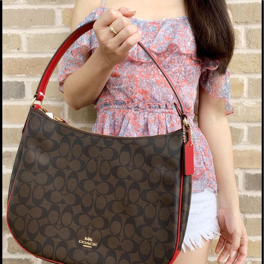 Gaby’sBags👜💕-NWT Coach Hobo Signature Red - Picture 5 of 5